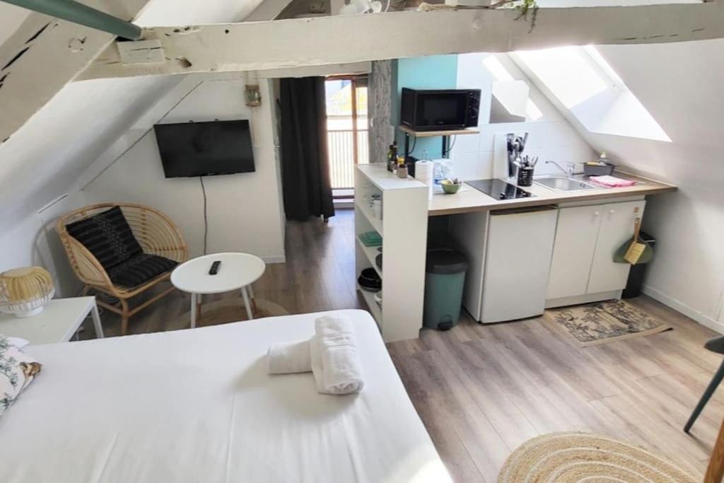 La Cabane - Petit Studio Mansarde - Plage 50M - Rue Gratuite Saint-Malo Esterno foto